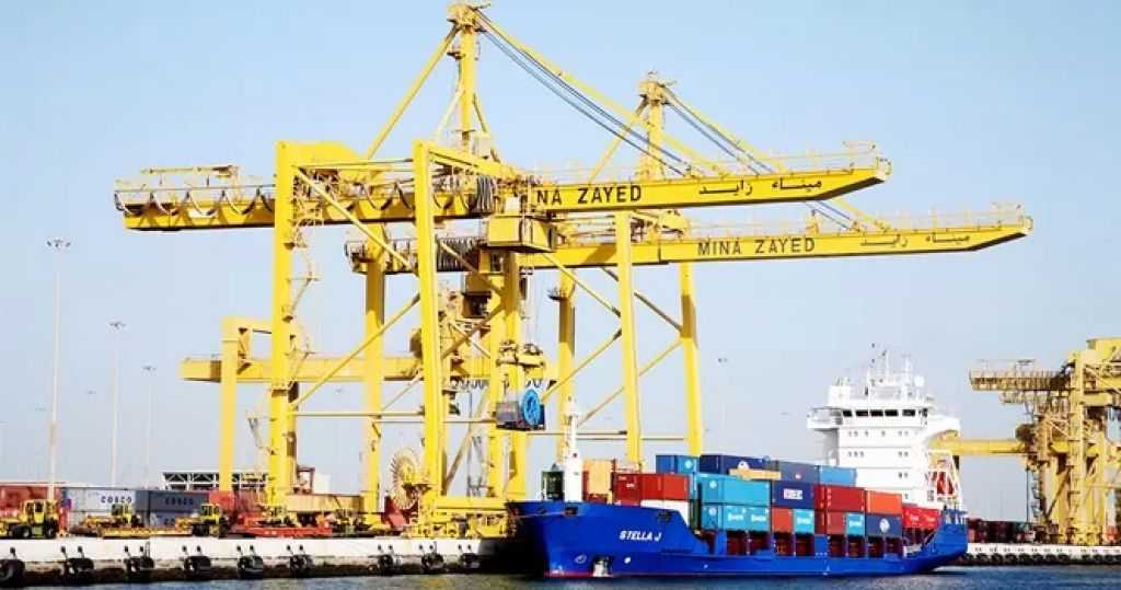 أبوظبي: ارتفاع قيمة التجارة الخارجية غير النفطية إلى 383 مليار درهم (+39%) خلال الـ11 شهراً الأولى 2025