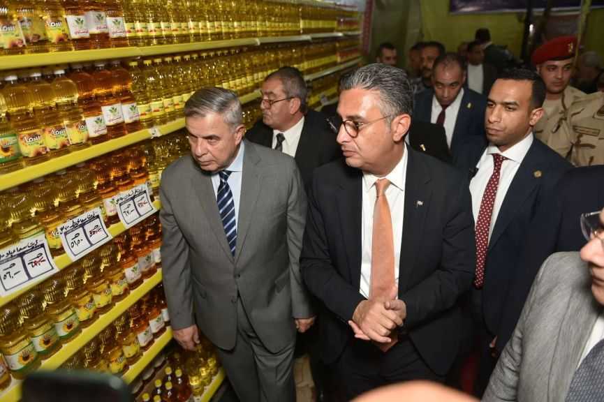 وزير التموين يفتتح عددًا من المشروعات التنموية بالإسكندرية.. ويتفقد المعرض الرئيسي لـ”أهلًا رمضان”| صور