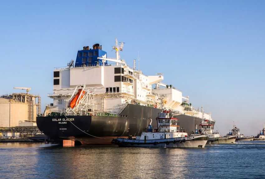 ميناء دمياط يستقبل 73 ألف طن غاز مسال و51.6 ألف طن بضائع