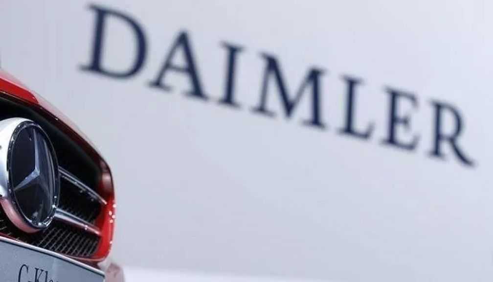 مرسيدس تبيع جزءًا من حصتها في دايملر هذا العام