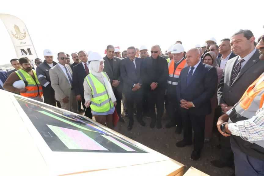 وزير النقل يتفقد عددًا من المشروعات بميناء دمياط لدعم حركة التجارة