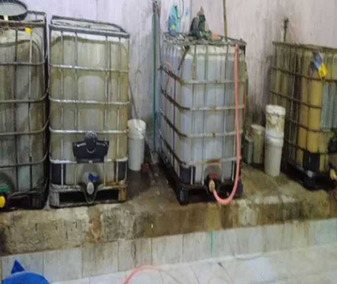 ضبط مصنع دون ترخيص لإنتاج الأسمدة والمخصبات الزراعية