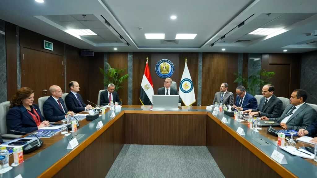 ينطلق 30 مارس.. وزير البترول يُتابع استعدادات تنظيم مؤتمر ومعرض مصر الدولي للطاقة