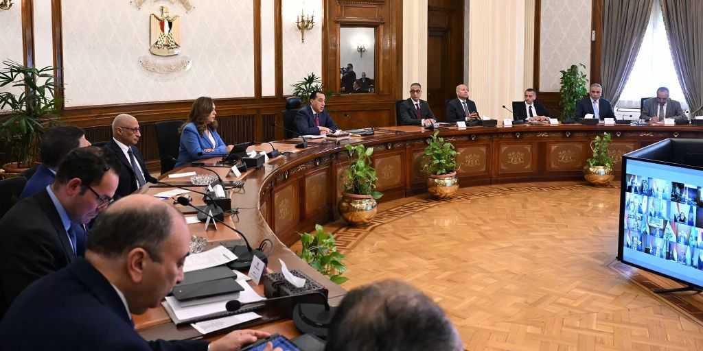 رئيس الوزراء يُطالب المحافظين بإعداد قائمة محدودة من الفرص الجاهزة للتنفيذ بكل محافظة
