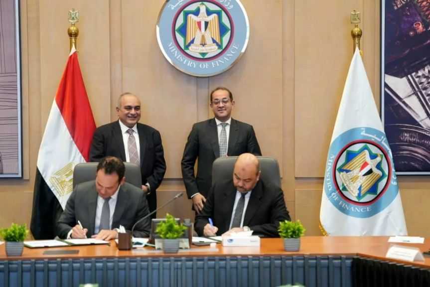 ”المالية” و”مركز المعلومات” يُوقعان بروتوكولًا لمساندة السياسات الاقتصادية والمالية| صور