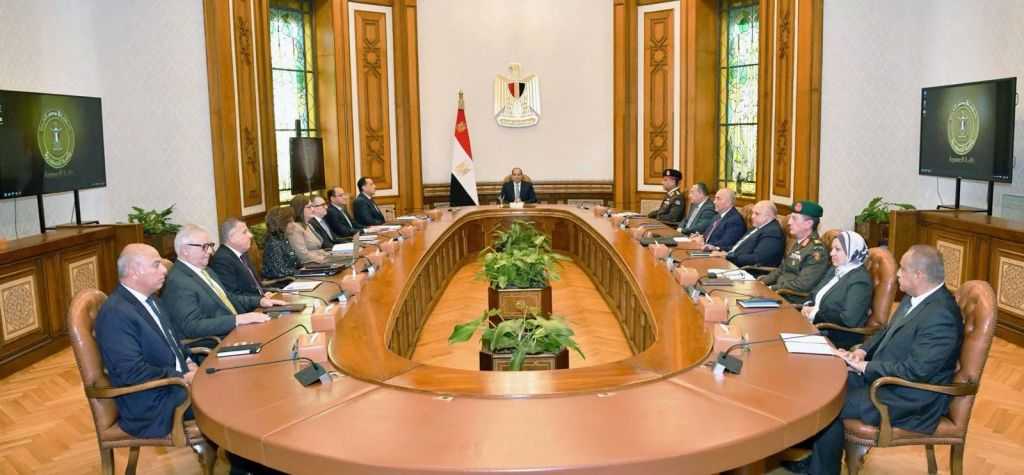 الرئيس السيسي يؤكد على أهمية الاستثمار في رأس المال البشري عبر التدريب ونقل المعرفة