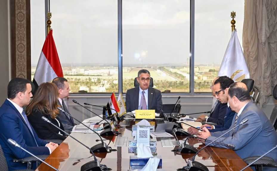 منها مد ساعات العمل.. وزير التموين يُصدر عدة توجيهات بشأن صرف المنحة الإضافية للمواطنين| التفاصيل