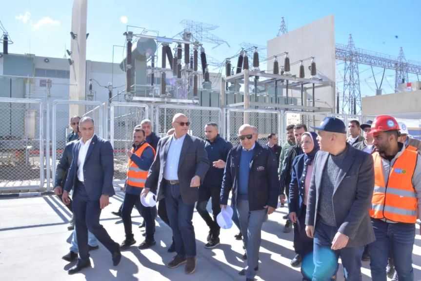 وزير الكهرباء ومحافظ الإسكندرية يتفقدان محطة محولات برج العرب الترفيهية ويشهدان وضع الجهد وإطلاق التيار الجديد