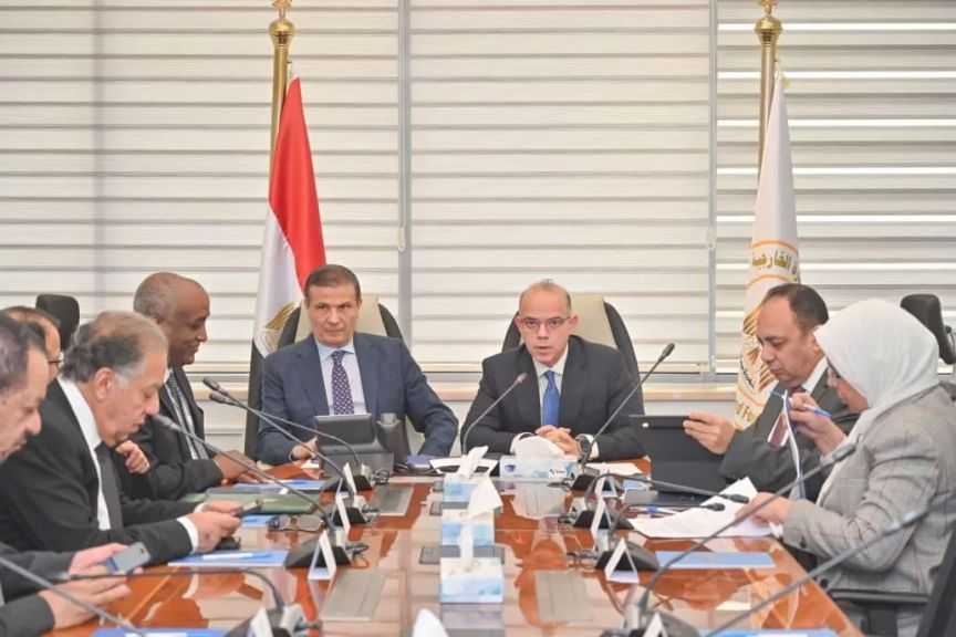 وزيرا الاستثمار والزراعة يبحثان آليات تعزيز التواجد التجاري بإفريقيا