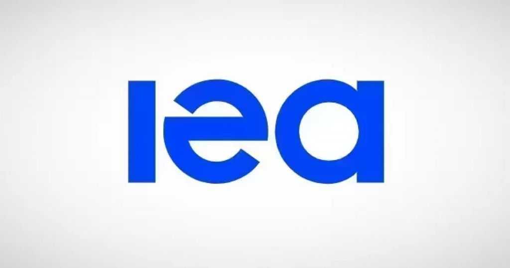 وكالة الطاقة الدولية: تصاعد التوتر بين واشنطن وطهران قد يبدد توقعات فائض المعروض النفطي في 2027