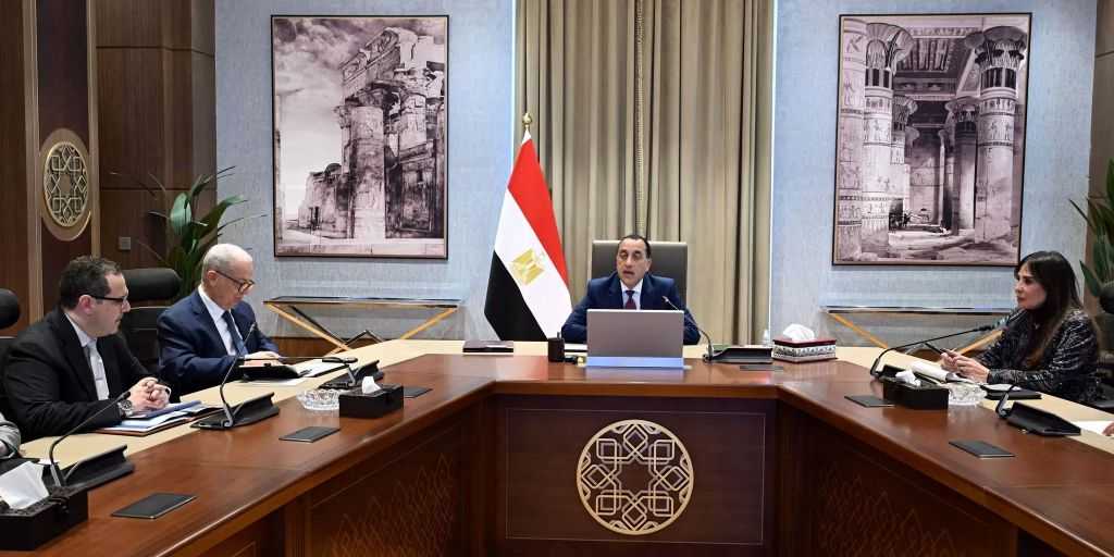 رئيس الوزراء يُتابع الموقف التنفيذي والوضع المالي لمشروعات ”المجتمعات العمرانية الجديدة”