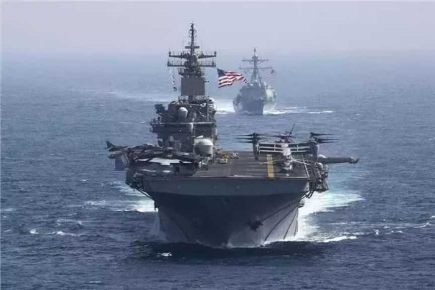 طهران تهدد بإغلاق مضيق هرمز بالكامل إذا استهدفت واشنطن منشآت الطاقة الإيرانية