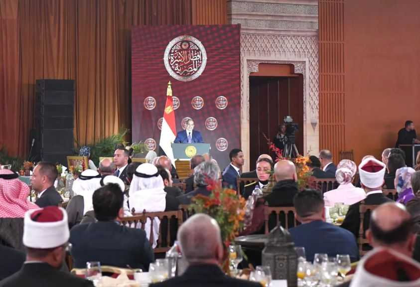 الرئيس السيسي: الدولة تدرك الضغوط التي يتحملها المواطن.. والواقع فرض رفع أسعار المنتجات البترولية