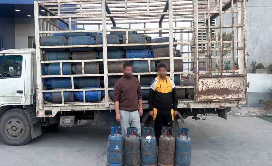ضبط سائق وعامل لبيعهما أسطوانات البوتاجاز بأزيد من السعر الرسمي