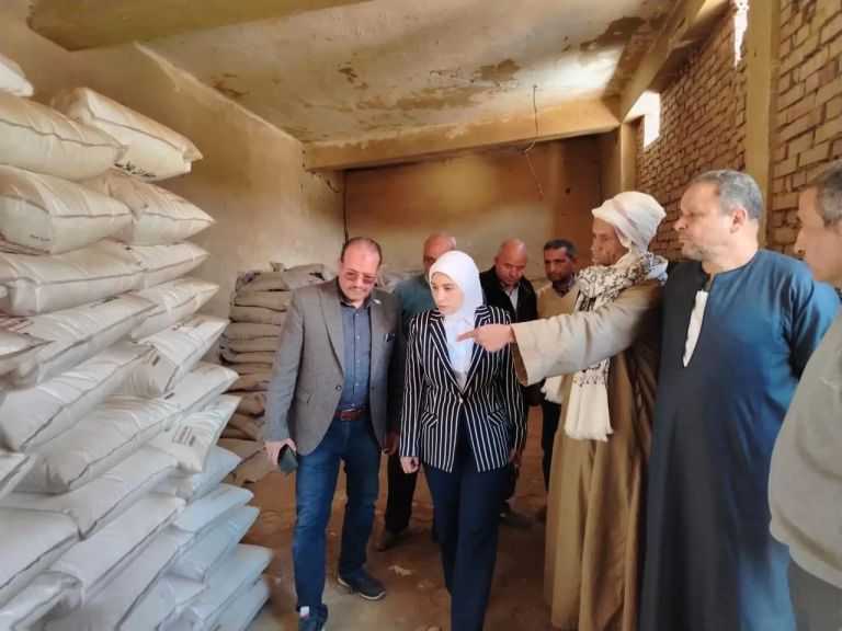 ”الزراعة” تُتابع صرف الأسمدة وصوامع تخزين القمح ببني سويف| صور