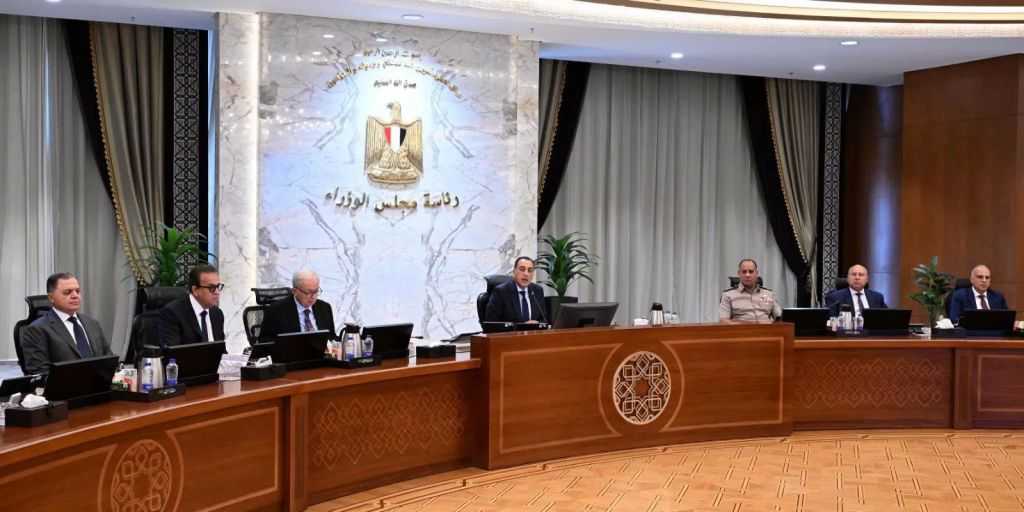 رئيس الوزراء: مشروعات النقل تستهدف إعادة تشكيل خريطة التنمية وربط المدن والمناطق الصناعية