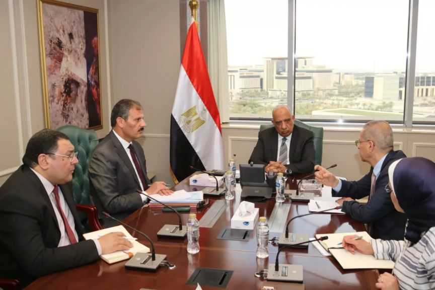 وزير الكهرباء يجتمع بخلية إدارة الأزمة لمتابعة خطة التشغيل لتأمين الشبكة الموحدة