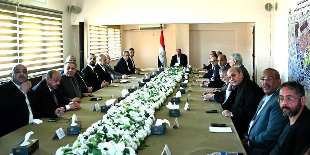 رئيس الوزراء: كل السلع لدينا منها مخزون آمن يتراوح من 6 شهور إلى سنة