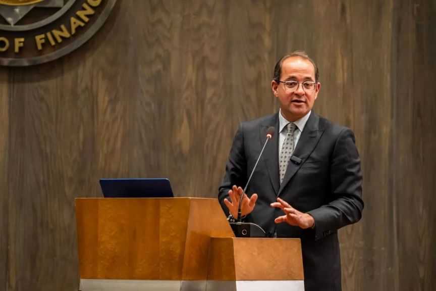 وزير المالية: إطلاق ”موبايل أبلكيشن” منتصف أبريل لتقديم خدمات الضرائب العقارية إلكترونيًا