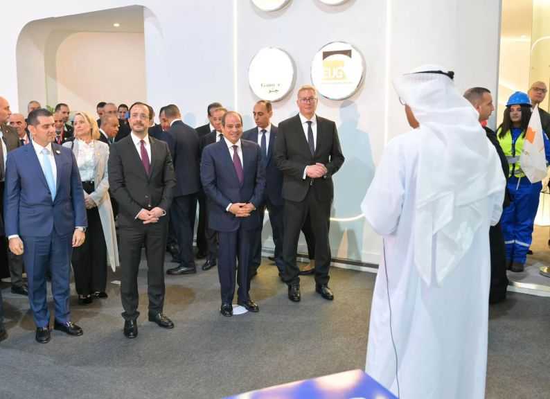 الرئيسي السيسي يتفقد عددًا من أجنحة معرض ”مصر الدولي للطاقة”| صور
