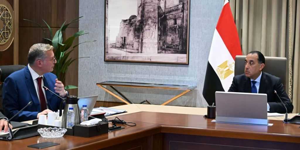 وزير البترول: ملتزمون بسداد المستحقات المالية للشركاء الأجانب شهريًا لضمان بناء الثقة وتشجيع الاستثمار