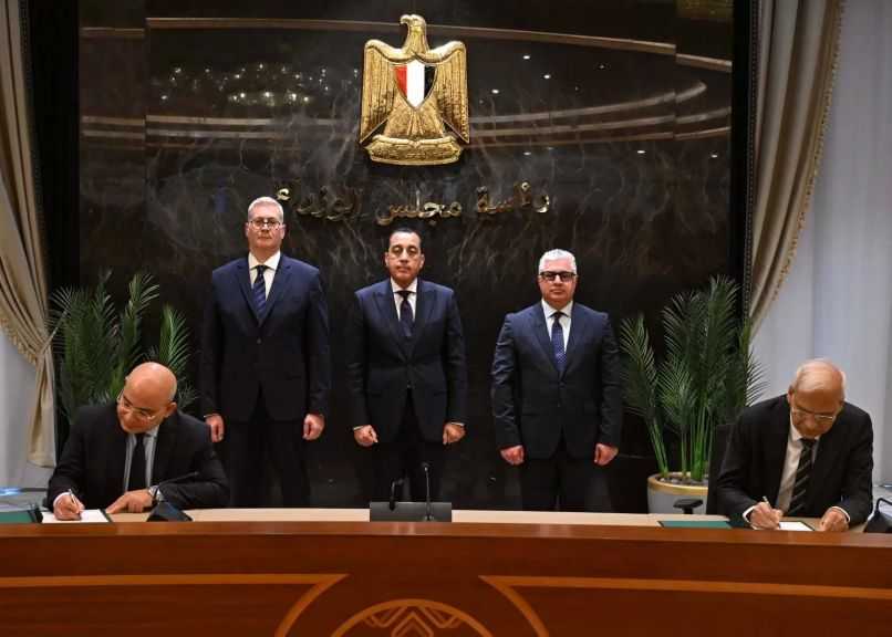 باستثمارات 525 مليون دولار.. توقيع عقد إنشاء مصنعًا للأسمدة الفوسفاتية بمنطقة السخنة