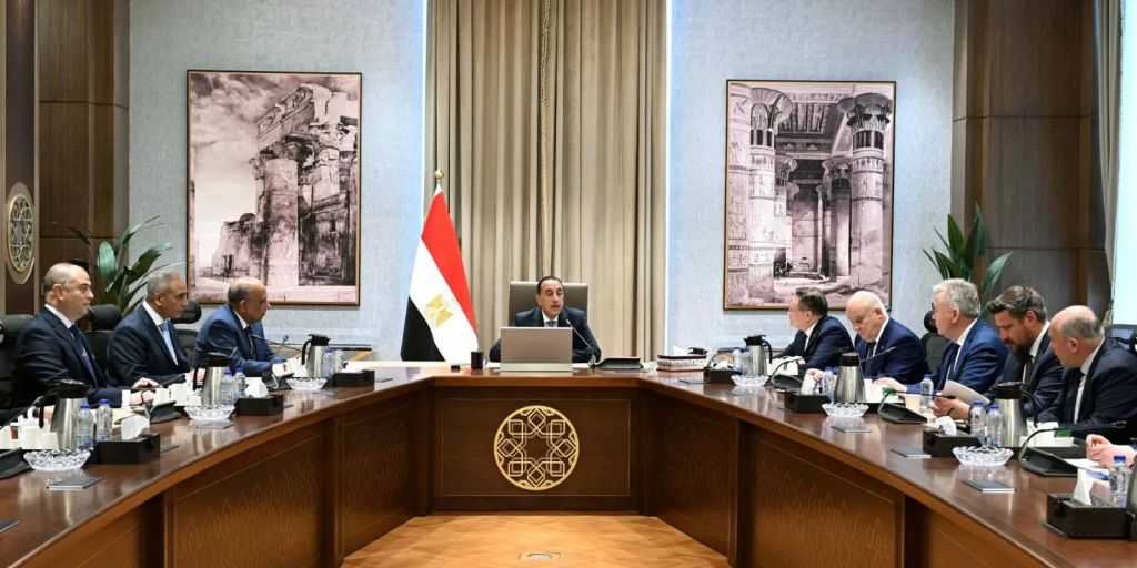 رئيس الوزراء: نتطلع إلى تعزيز التعاون مع روسيا في مجال بناء المفاعلات النووية الصغيرة