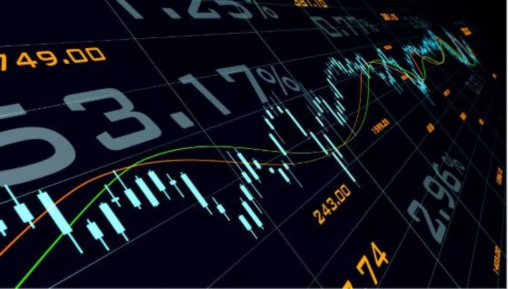 مراجعة Plus500: قراءة متوازنة في تجربة التداول والرسوم والمخاطرة