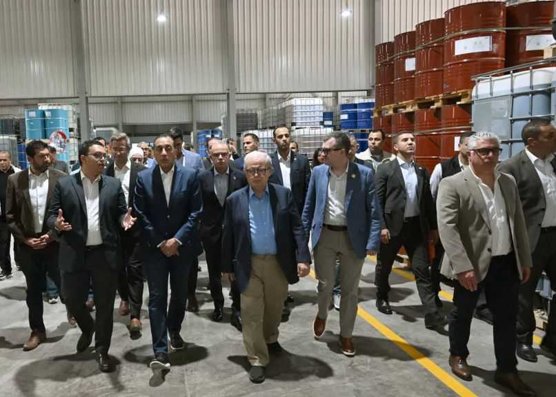 باستثمارات 3 ملايين دولار.. رئيس الوزراء يفتتح مصنعًا لإنتاج كيماويات ضرورية لصناعتي الأجهزة المنزلية والسيارات