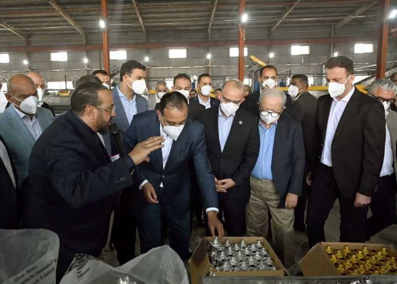 رئيس الوزراء يفتتح مصنعًا لتدوير المخلفات البلاستيكية باستثمارات 5 ملايين دولار| صور
