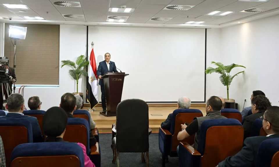 رئيس الوزراء: تقديرات المؤسسات الدولية تشير إلى عودة أسعار الطاقة تدريجيًا إلى طبيعتها بحلول نهاية العام