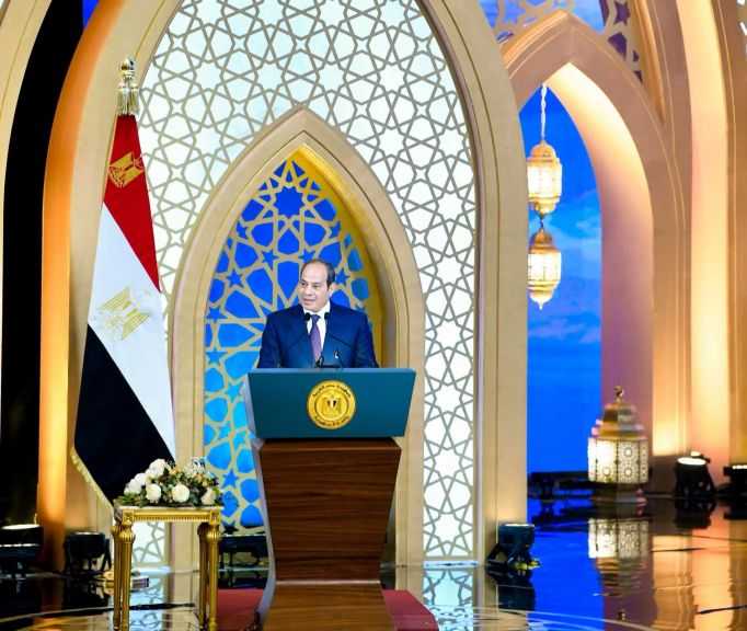 الرئيس السيسي: الدولة ستراجع العقود المبرمة مع المطورين العقاريين لضمان وفائهم بالتزاماتهم تجاه المواطنين
