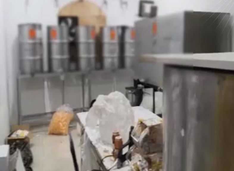 شرطة التموين تضبط مصنعًا غير مرخص لعسل النحل