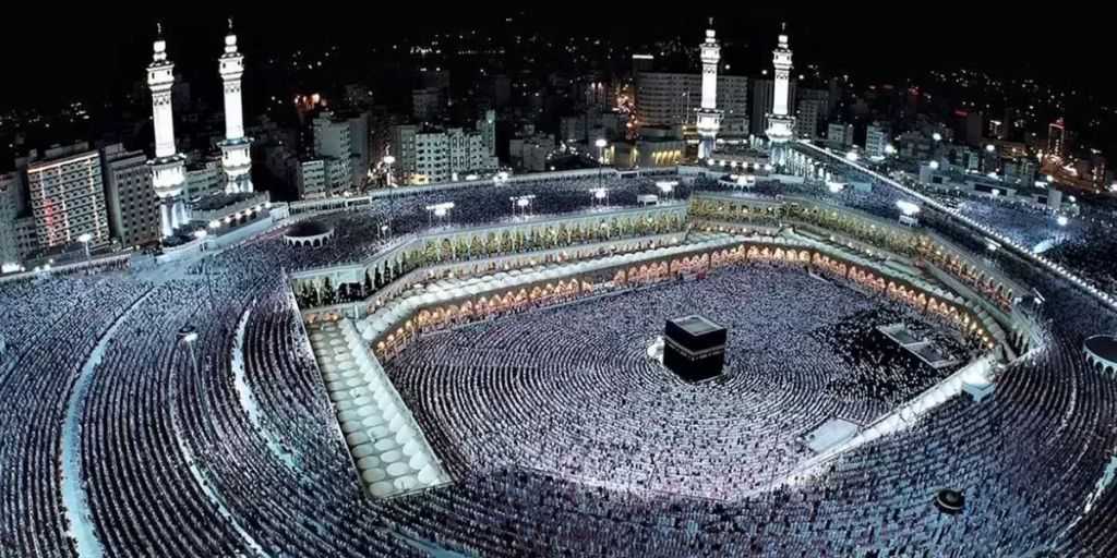 السياحة تعتمد الضوابط والقواعد والإجراءات المنظمة للحج السياحي لموسم 1448هـ