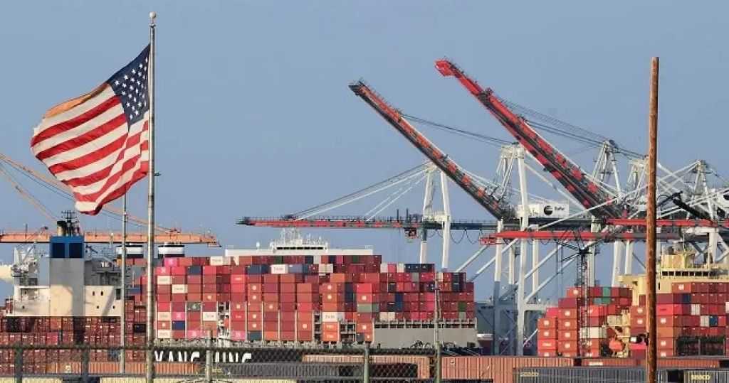 ارتفاع عجز الميزان التجاري الأمريكي بأكثر من 4% خلال مارس