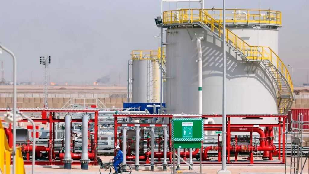 بلومبرج: الصين تعلّق إقراض مصافي نفط شملتها العقوبات الأمريكية