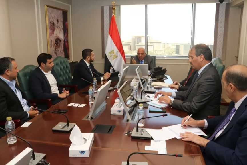 وزير الكهرباء يبحث مع تحالف «جيلا -انترو - سيجنفاي» التعاون بمجالات كفاءة الطاقة المتجددة