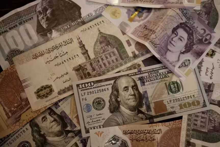 ضبط قضايا اتجار في النقد الأجنبي بقيمة 4 ملايين جنيه