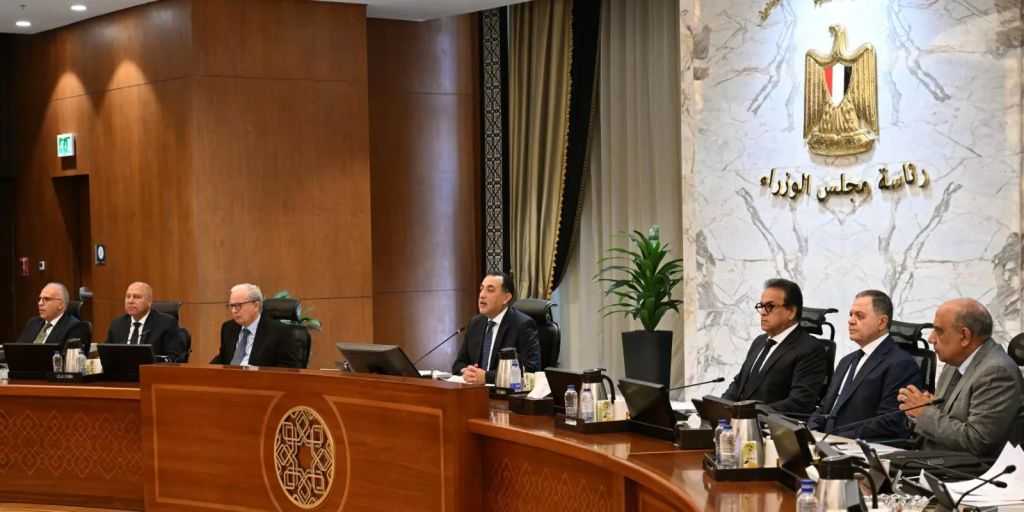 مجلس الوزراء يمد وقف العمل بقانون ضريبة الأطيان لمدة سنة أخرى