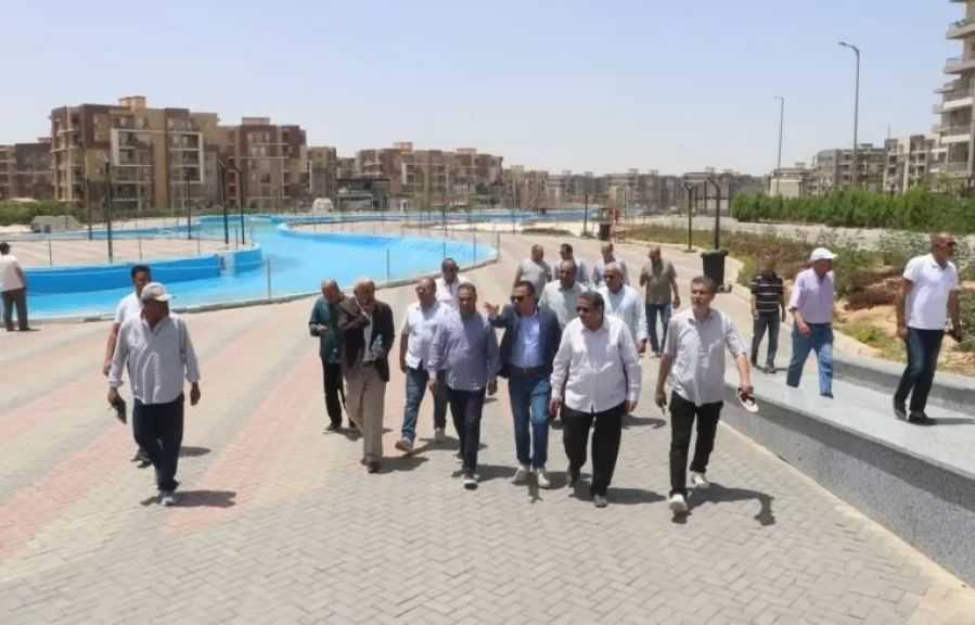وزيرة الإسكان تتابع الموقف التنفيذي لعدد من المشروعات السكنية