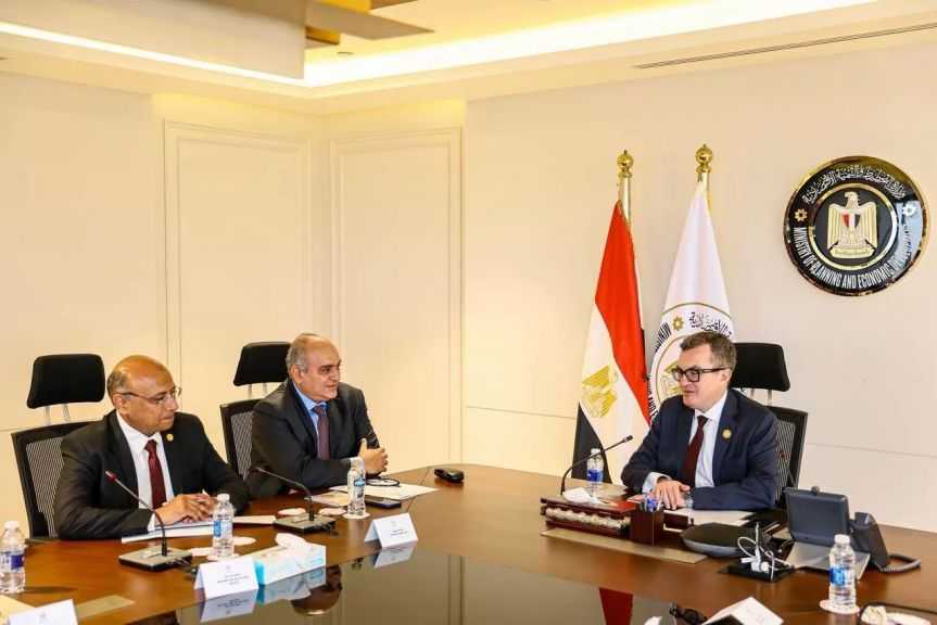 ”التخطيط” و”المالية” تُناقشان مستجدات تطبيق موازنة البرامج والأداء