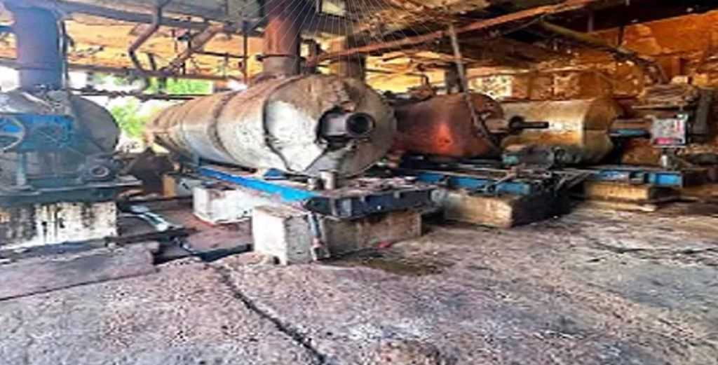 ضبط 675 طنًا من الأعلاف المغشوشة داخل مصنعًا دون ترخيص