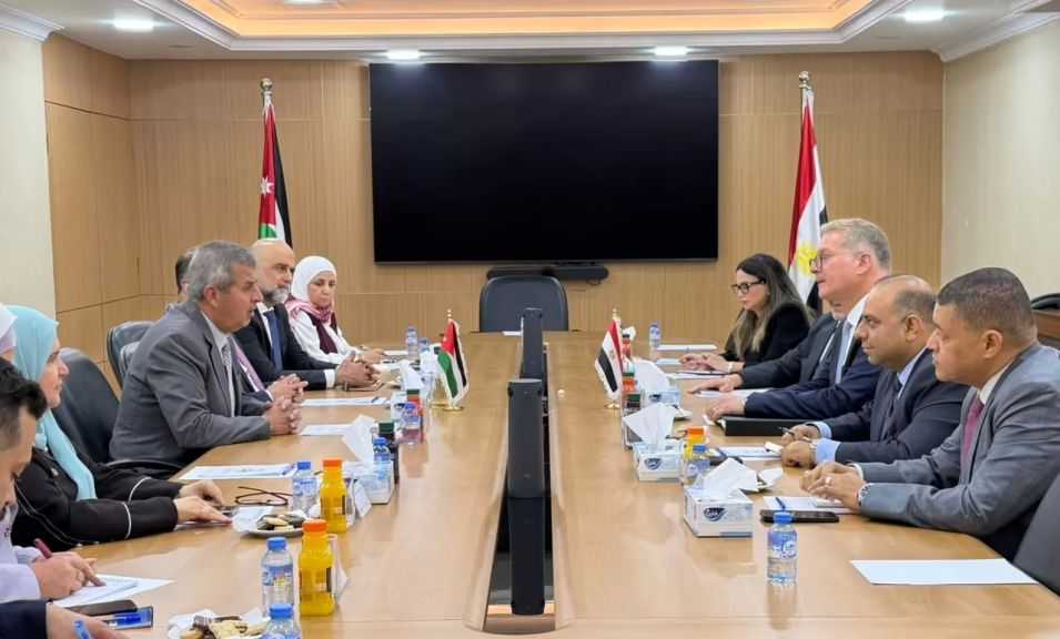 مصر والأردن تُناقشان تعزيز التعاون بمجالات الطاقة والغاز الطبيعي والتعدين