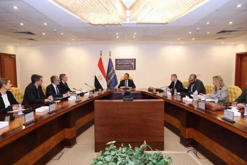 وزير الاتصالات يُناقش مع البنك الدولي لتعزيز التعاون في مجالات الذكاء الاصطناعي والتحول الرقمي