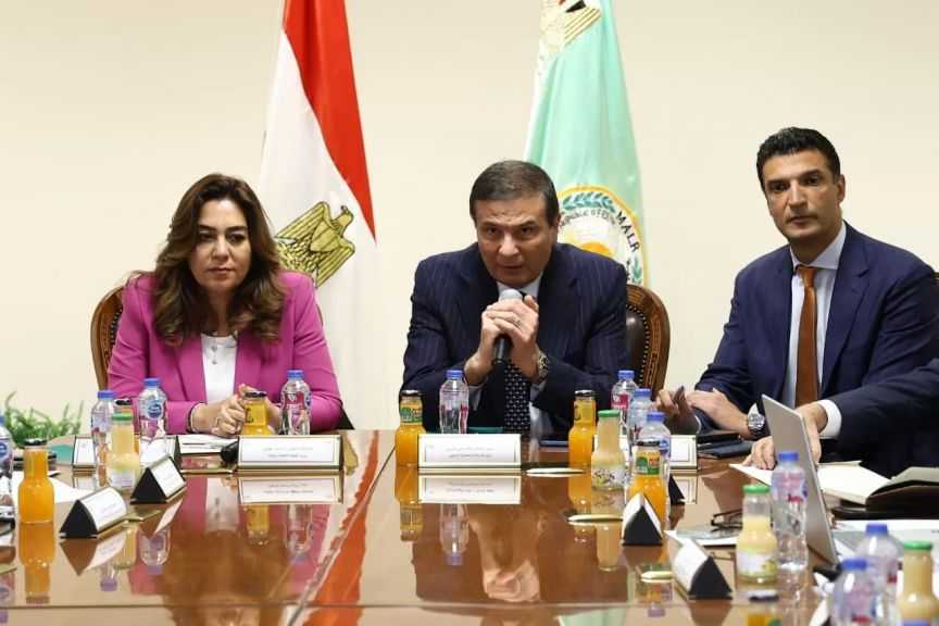 وزير الزراعة: مبادرة ”القرية المنتجة” ركيزة أساسية لتحسين جودة الحياة في الريف وتحقيق الأمن الغذائي