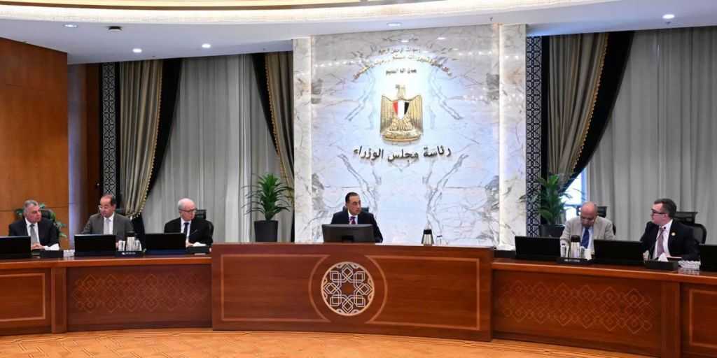 بالتعاون مع البنك الدولي.. رئيس الوزراء يوجًه بسرعة الانتهاء من آلية تمويل مشروعات البنية التحتية قبل نهاية العام