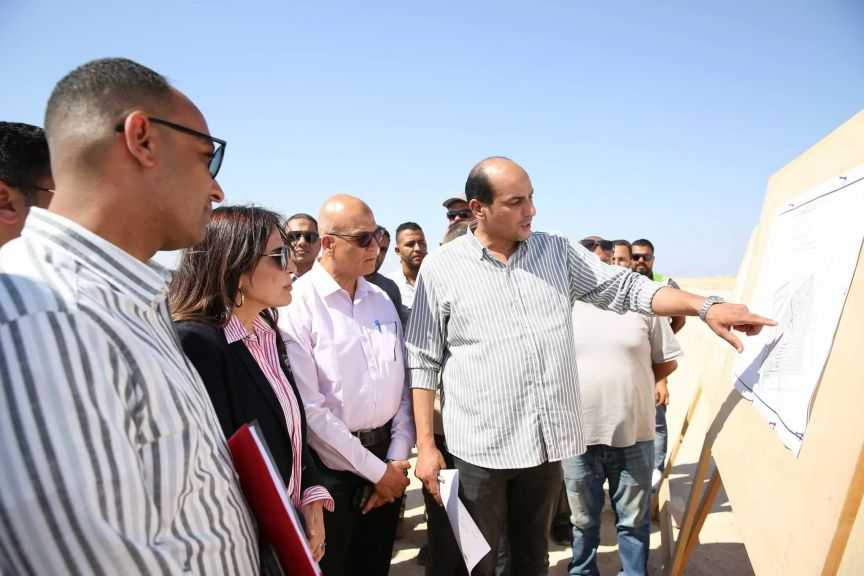 وزيرة الإسكان تتفقد العمل بمشروع الأراضي البديلة لتطوير منطقة علم الروم