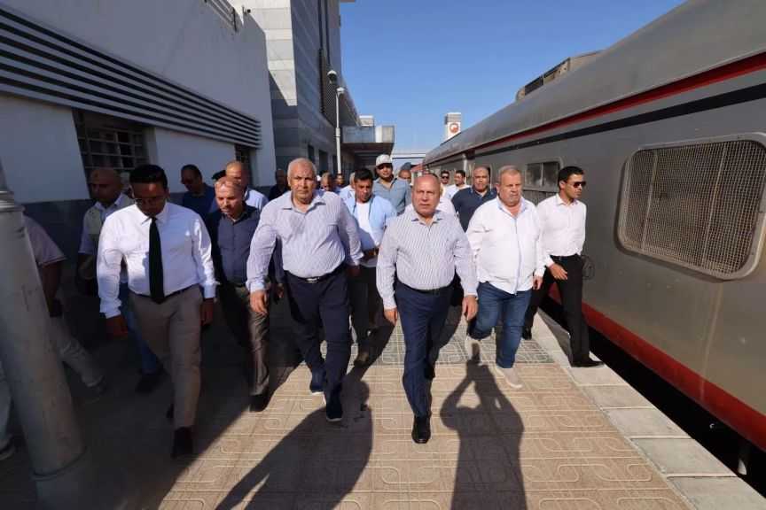 وزير النقل: تطوير النقل السككي والطرق بمطروح أحد محاور تحقيق التنمية المستدامة