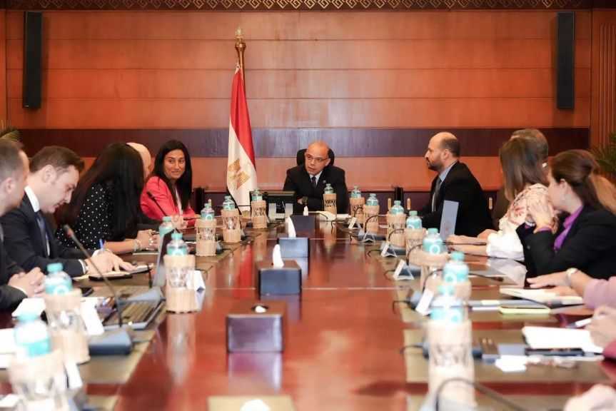 وزير الاستثمار يُناقش مقترحًا لإنشاء مستشفى متكامل بالقاهرة بنظام الشراكة بين القطاعين العام والخاص