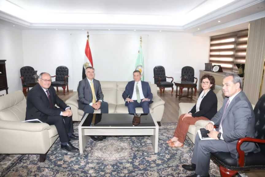 وزير الزراعة يُناقش مع معهد ”سيام باري” الإيطالي تعزيز التعاون في تطوير الأصناف المحصولية والاستزراع السمكي